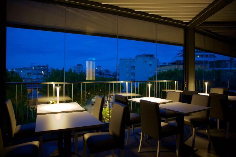Monaco Suites Hotel Lignano Sabbiadoro Exteriör bild