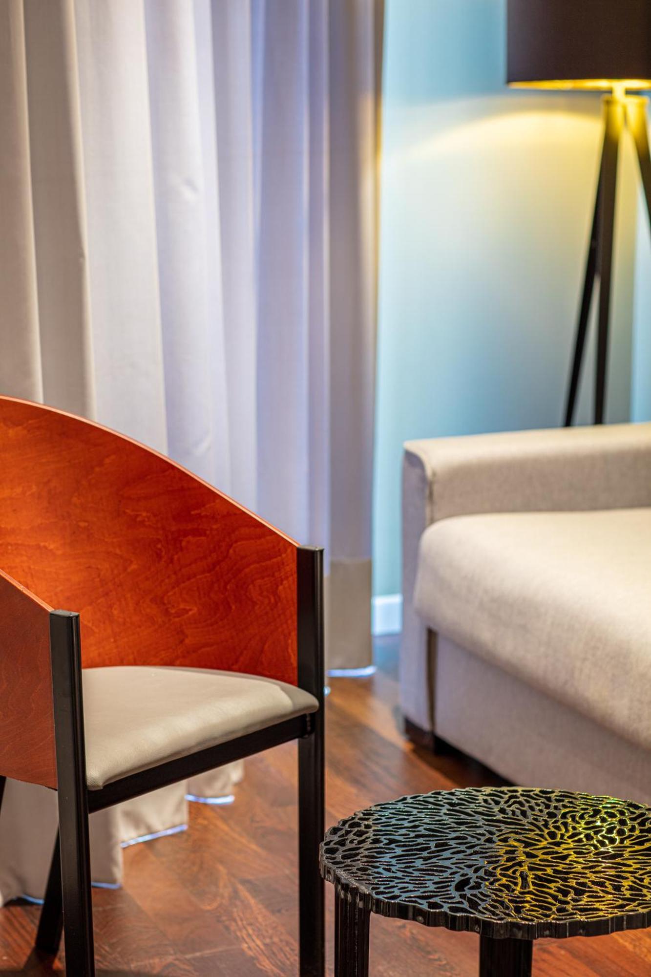 Monaco Suites Hotel Lignano Sabbiadoro Exteriör bild